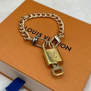 LOUIS VUITTON LV BRACELET Lock and Key Set With New Cuban Goldtone Chain